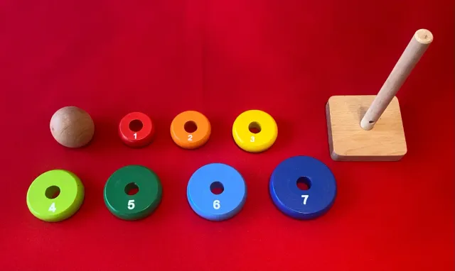 Juguete de madera Playtive Torre piezas apilables