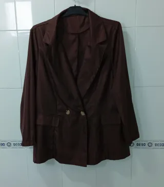Chaqueta marrón mujer