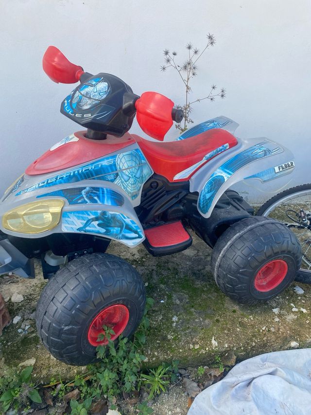 Moto Eléctrica Infantil Spiderman Quat