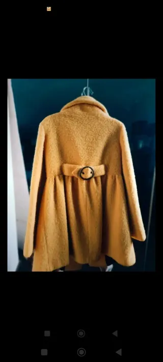 Cappotto 85% lana giallo indossato 1 volta