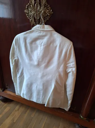 Traje de chaqueta y pantalón beige