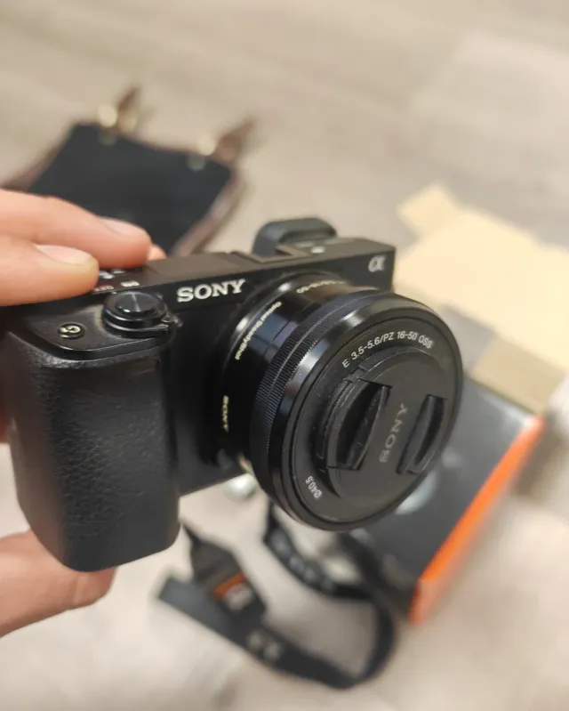 Sony Alpha 6300 Mirrorless Camera