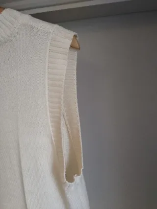 Chaleco beige Stradivarius talla S