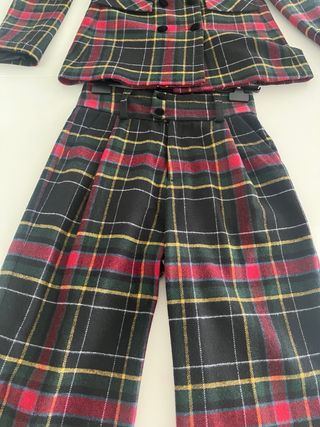 Traje Coosy cuadros talla M