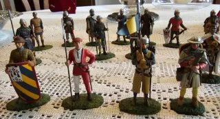 21 Soldatini Piombo Esercito Medievale