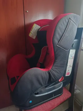 Silla de coche Ferrari roja