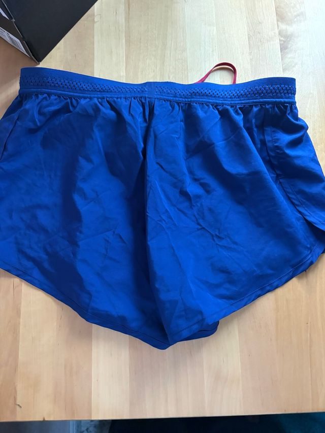 Pantalón corto Nike azul