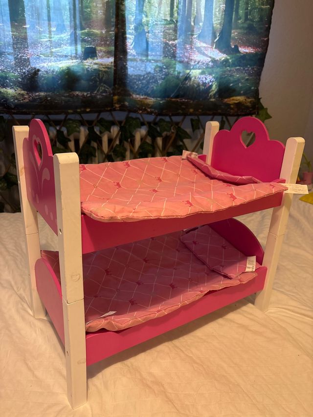 Cama litera y trona de madera  para muñecas