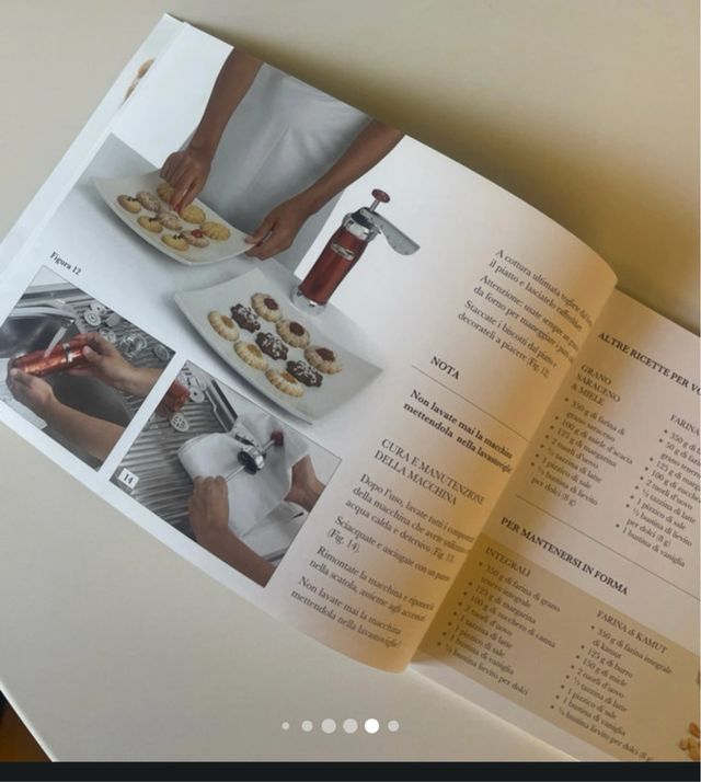 Macchina per biscotti con 20 trafile