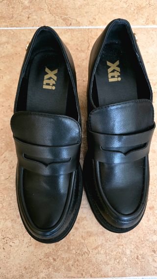 Zapatos de tacón estilo mocasín con suela de track