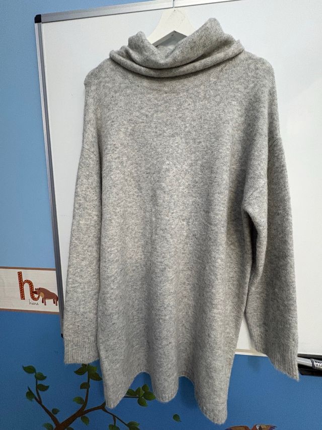 Vestido de lana gris