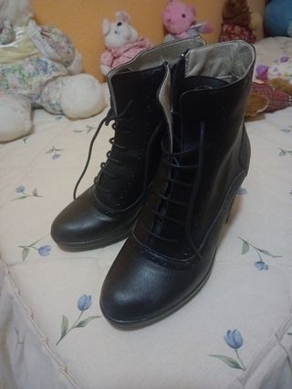Botas veganas cordones talla 39