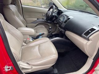 Mitsubishi Outlander 2009