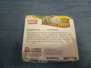 Box Pokemon Evolving Skies (36 Bustine)