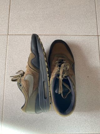 Tenis Nike Air Max 1 Marrones y Verdes
