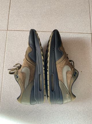 Tenis Nike Air Max 1 Marrones y Verdes