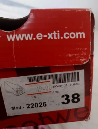 Bailarinas lunares rojas/ blancas talla 38.