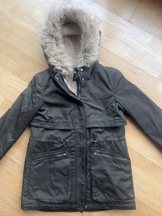 Parka Zara TRF verde militar