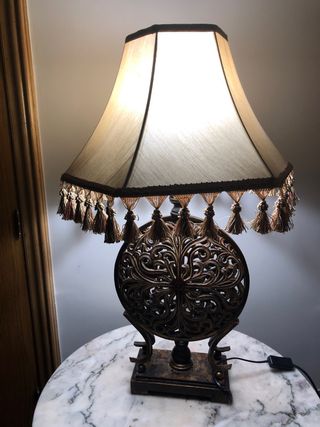 Lámpara de mesa decorativa