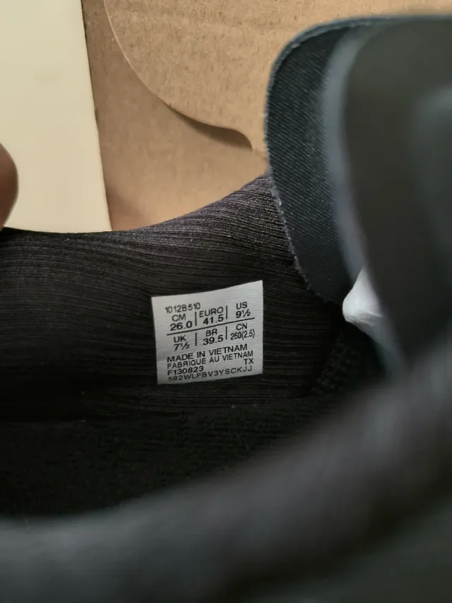 Zapatillas Asics Novablast 4 negras