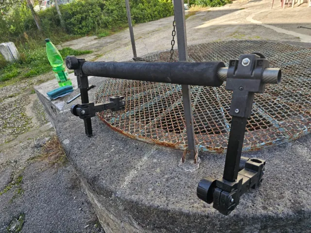 Barra centrale poggia canna da pesca