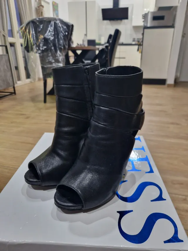 Guess Stivaletti Neri Tg. 38