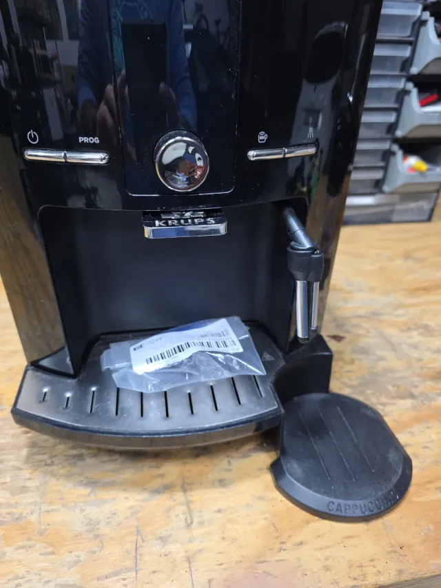 Cafetera Krups EA82 Superautomática