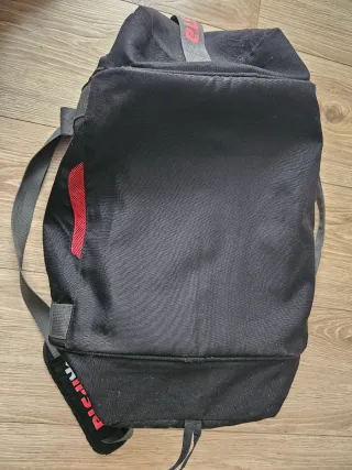 Bolsa de deporte Kipsta negra