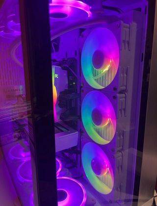 PC GAMING RTX 4060 RYZEN 5 5600X 32GB RAM