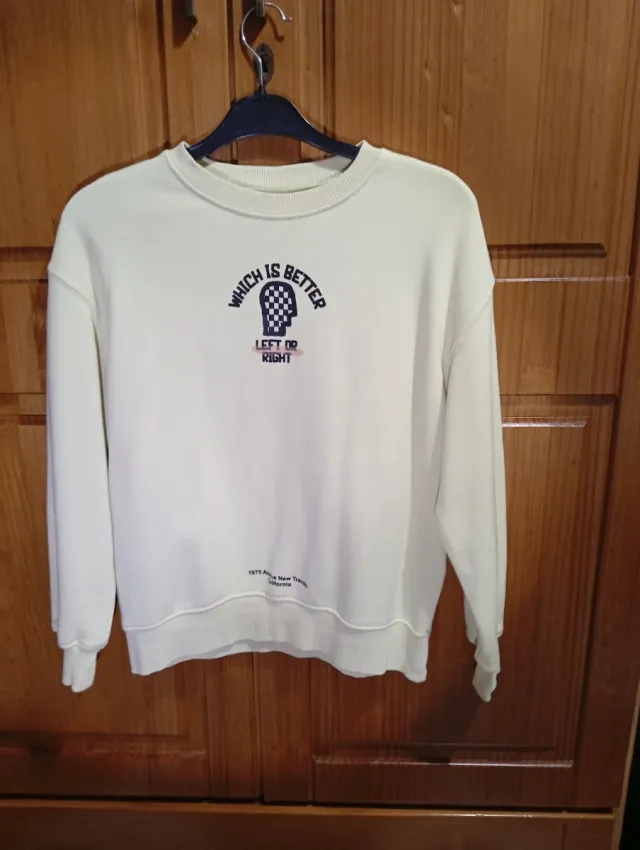 Sudadera amarilla de Zara Kids con estampado.