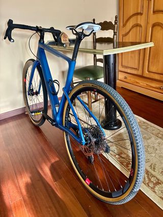 Bicicleta Gravel Cannondale Topstone Carbon 6