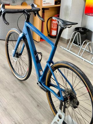 Bicicleta Gravel Cannondale Topstone Carbon 6