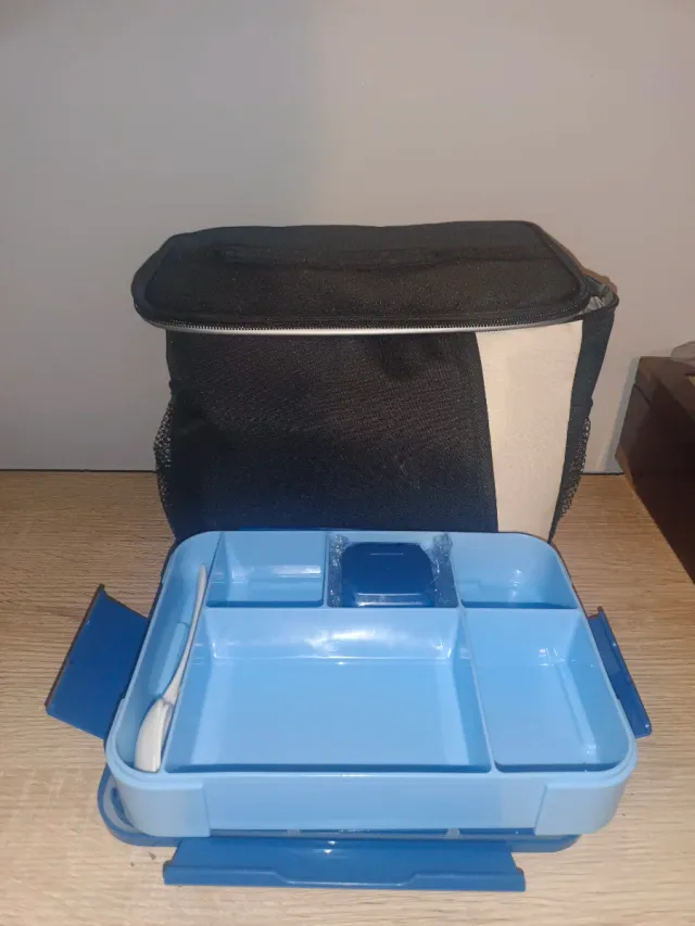 Bolsa nevera portátil + fiambrera azul