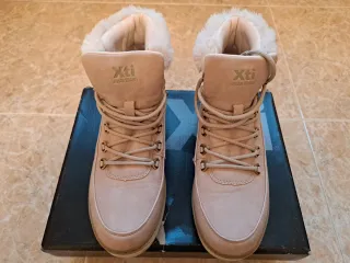 Botín Xti Rosa Talla 38