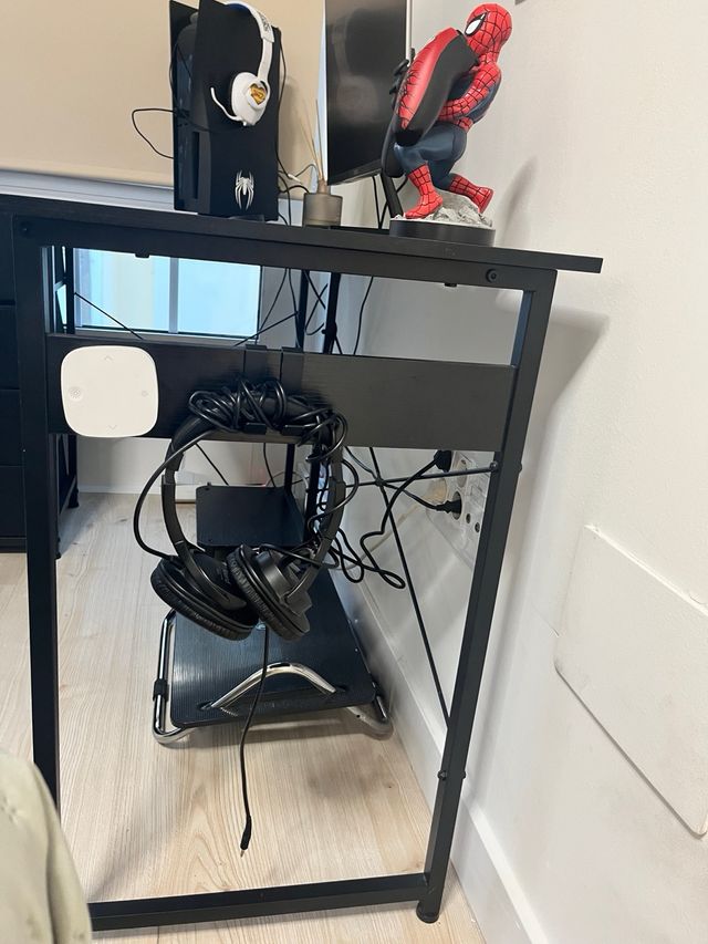 Escritorio de esquina negro