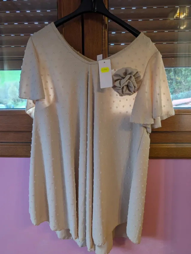 Blusa beige mujer