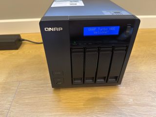 QNAP TS-421 NAS 4 Bay Nero