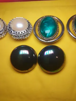 Lote pendientes vintage perla y color esmeralda