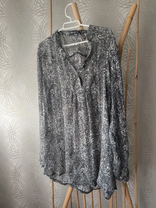 Blusa elegante estampada talla XL