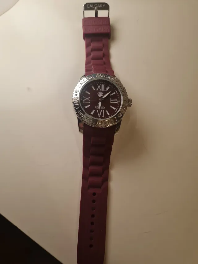 Reloj Calgary Mujer Rojo y Plateado