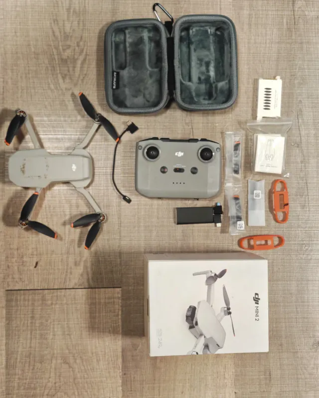 Drone DJI Mavic Mini 2 grigio