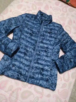 Chaquetón acolchado estampado