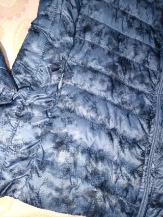 Chaquetón acolchado estampado