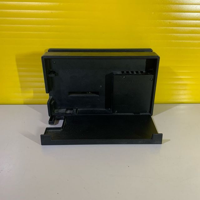 Nintendo Switch Console Verde e Viola