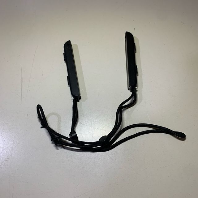 Nintendo Switch Console Verde e Viola