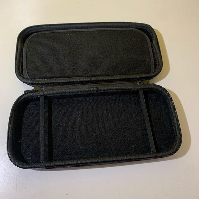 Nintendo Switch Console Verde e Viola