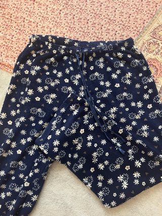 Pijama 2 piezas invierno azul con estampado floral