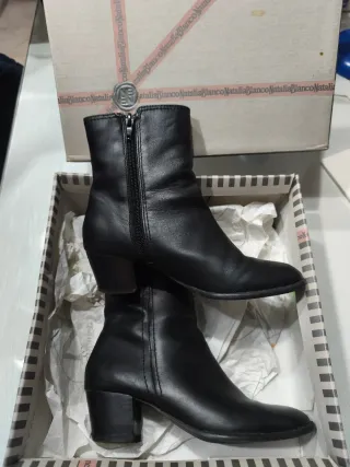 Botines Natalia Blanco Piel Tacón Bajo Negro