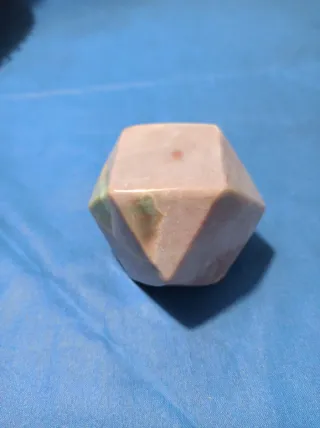 Jaspe policromado tallado 400g