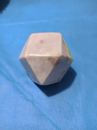 Jaspe policromado tallado 400g